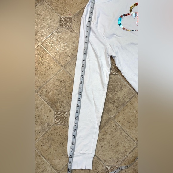 New HTV Long-Sleeve White Horse Equestrian T-Shirt Rainbow Sz Small - Picture 8 of 8